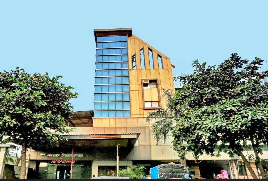 Hotel Praveen - Mumbai, Mumbai